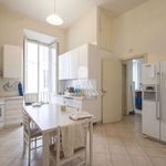 Rent 5 bedroom apartment of 430 m² in Roma