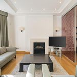 Rent 6 bedroom house in Chelsea
