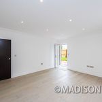 Rent 3 bedroom apartment in Woodford Green