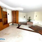 Rent 4 bedroom apartment of 134 m² in Palermo