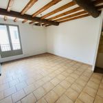 Rent 1 bedroom apartment of 45 m² in Arles
