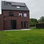 Huur 1 slaapkamer huis van 500 m² in Puurs-Sint-Amands