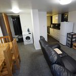 Rent 6 bedroom student apartment in Northampton