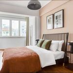 Rent 3 bedroom apartment of 130 m² in Lisboa