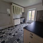 Rent 7 bedroom apartment of 160 m² in Brunoy