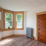 Rent 4 bedroom apartment of 1400 m² in Newburgh