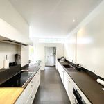 Huur 5 slaapkamer appartement van 350 m² in Ukkel