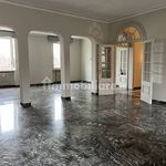 Rent 5 bedroom apartment of 255 m² in Firenze