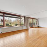 Rent 4 bedroom house of 37609 m² in Waasmunster