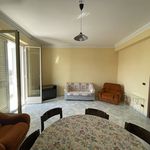Rent 5 bedroom apartment of 126 m² in Reggio Calabria