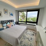 Rent 4 bedroom house of 390 m² in Vélez-Málaga