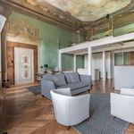 Rent 1 bedroom apartment of 126 m² in Florence