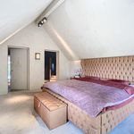 Rent 5 bedroom house of 3500 m² in Genappe