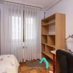 Alquilo 3 dormitorio apartamento de 70 m² en Oviedo