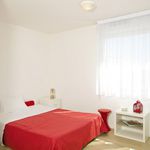 Rent 1 bedroom apartment of 19 m² in Montigny-le-Bretonneux