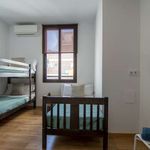 Rent 2 bedroom apartment in Granada