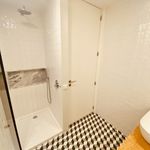 Rent 1 bedroom apartment of 100 m² in Porto