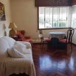 Rent 5 bedroom house of 300 m² in Pontevedra