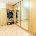 Pronajměte si 3 ložnic/e byt o rozloze 110 m² v Jáchymov