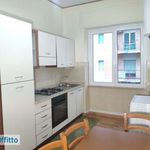 Affitto 2 camera appartamento di 86 m² in Catanzaro