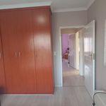 Rent 3 bedroom apartment of 144 m² in City of Tshwane