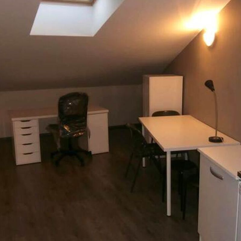 Location appartement 1 pièce 18 m² Tournon-sur-Rhône (07300)