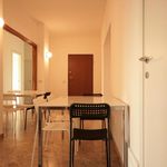 Affitto 9 camera appartamento in Milan