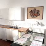 Affitto 2 camera casa di 50 m² in Riccione