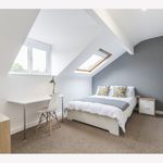 Rent 3 bedroom student apartment in Leeds