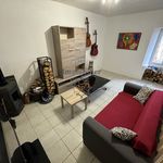 Rent 3 bedroom house of 61 m² in Camarès