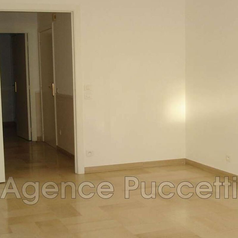 Location appartement 2 pièces 46 m² Vence (06140)