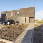 Rent 3 bedroom house of 610 m² in Wetteren