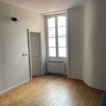 Appartement de 93 m² avec 3 chambre(s) en location à Charlieu