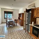 Affitto 6 camera appartamento di 140 m² in Alba Adriatica