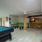 Rent 6 bedroom house of 400 m² in Marbella