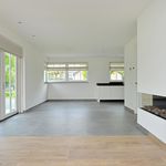 Rent 6 bedroom house of 242 m² in Soest