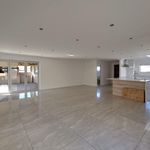 Rent 5 bedroom house of 643 m² in Cape Town