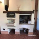 Rent 5 bedroom house of 1600 m² in Roma