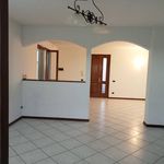 Affitto 4 camera appartamento di 145 m² in Monsummano Terme