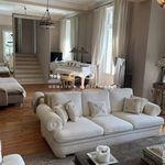 Rent 8 bedroom apartment in Cannes