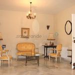 Rent 5 bedroom house of 400 m² in San Roque