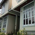 Rent 1 bedroom house of 320 m² in Phra Khanong