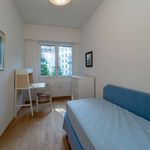 Rent 2 bedroom apartment of 120 m² in Milano