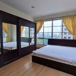 Rent 3 bedroom apartment of 180 m² in Bangkok