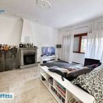 Rent 4 bedroom apartment of 147 m² in Roma