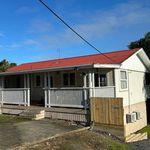 Rent 3 bedroom apartment in Kaipātiki