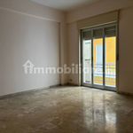 Affitto 4 camera appartamento di 233 m² in Barcellona Pozzo di Gotto