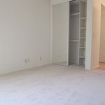 Rent 2 bedroom apartment in North Hollywood