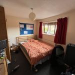 Rent 5 bedroom house in Worcester