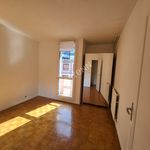 Rent 3 bedroom apartment of 70 m² in Puteaux